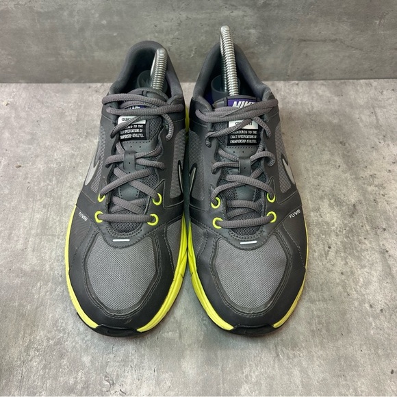 Nike Training Quick Fit Sneakers 415257-003 Womens sz 10 - grey - Picture 2 of 7